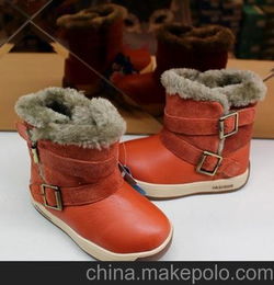 厂家批发新款童鞋 中帮纯色漆面皮魔术贴设计绒里加厚雪地靴